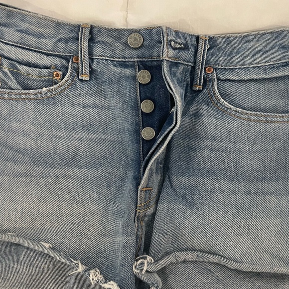 CUTEST GRLFRND DENIM SHORTS! SUCH HIGH QUALITY AND PERFECT INVESTMENT! - Picture 5 of 6